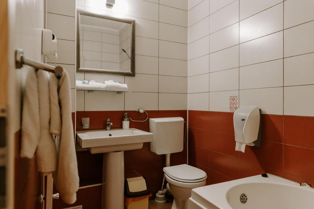 Casa Maria Magdalena Hotel Lipova Екстериор снимка