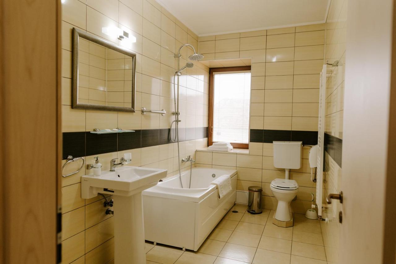Casa Maria Magdalena Hotel Lipova Екстериор снимка