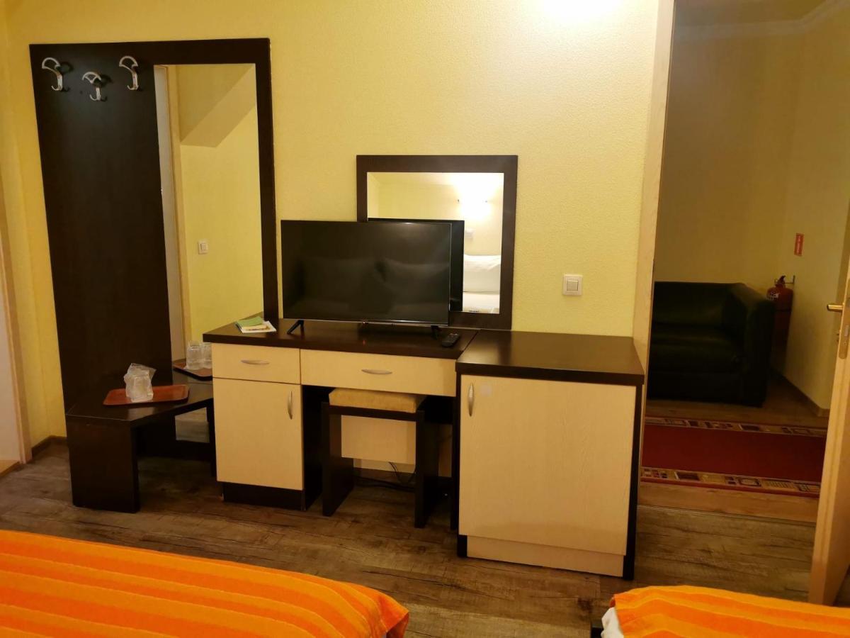 Casa Maria Magdalena Hotel Lipova Екстериор снимка